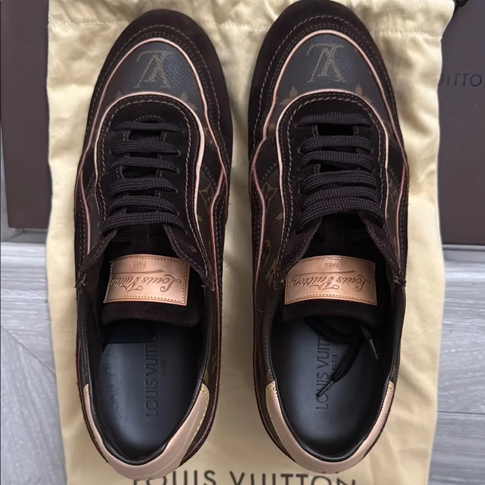 Louis Vuitton monogram shoes - Picture 2 of 10